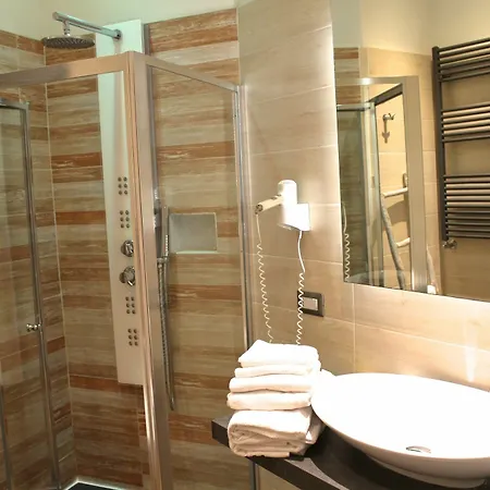 Guest house Roman Royal 2*